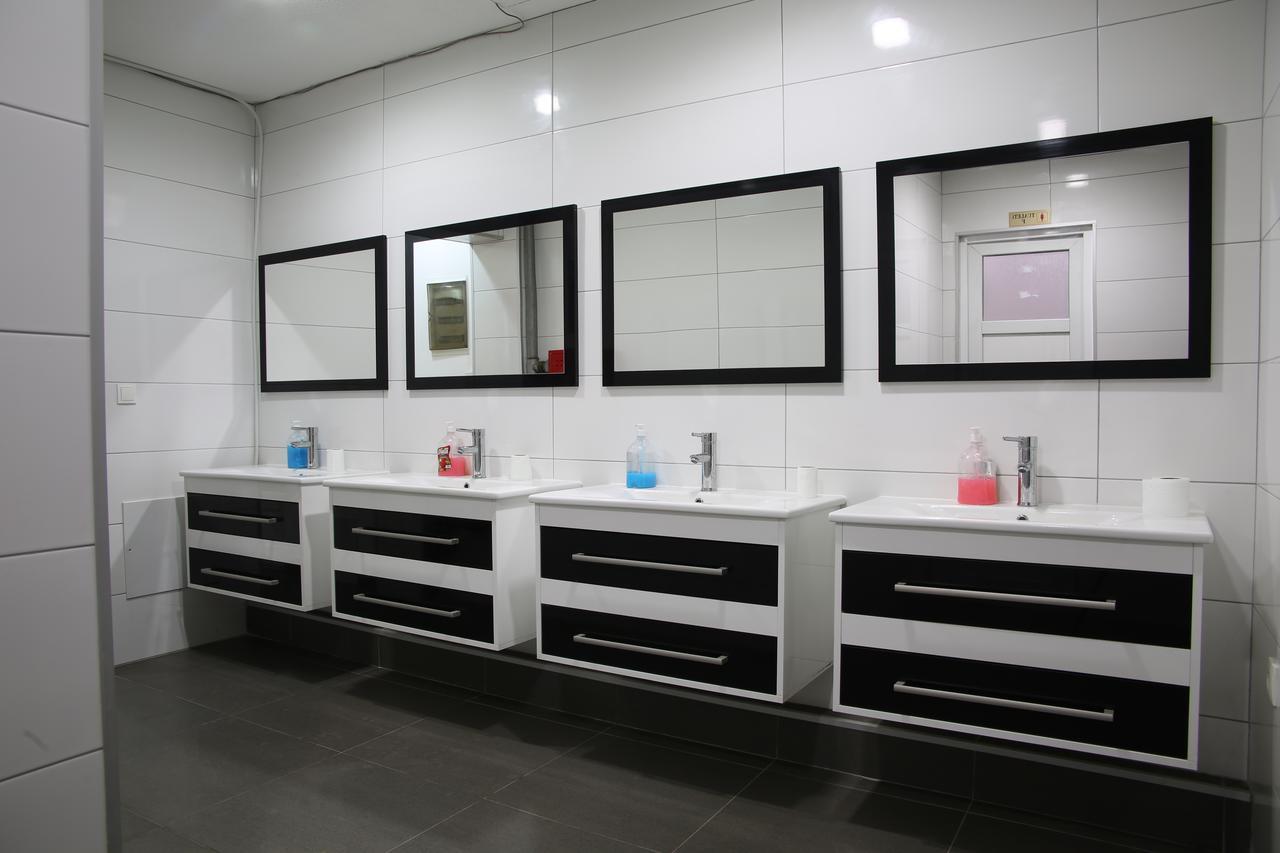 Hotel Rio Prishtinë Ngoại thất bức ảnh